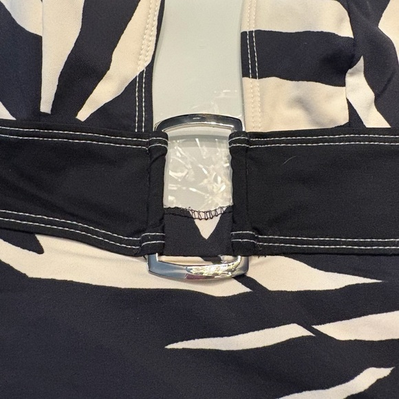 MAGICSUIT Halter Tummy Control Swimsuit - Black and Cream Zebra Print Size 10 - Picture 5 of 8